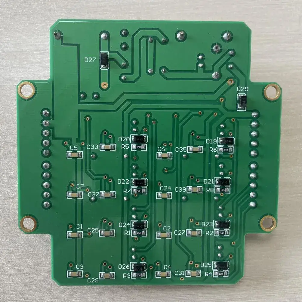 起重机专用 8 通道比例阀驱动板