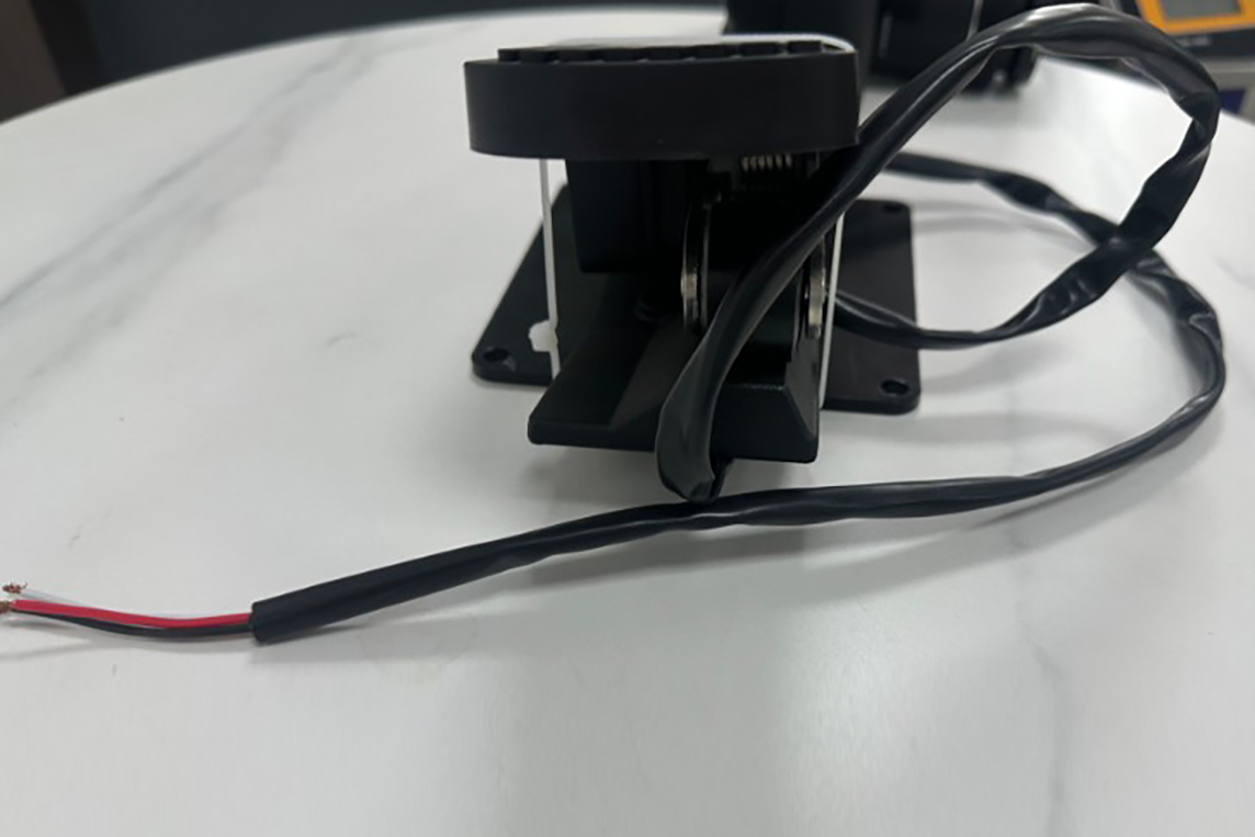 YL06ECB-11 အီလက်ထရွန်းနစ် အရှိန်မြှင့်စက် ခြေနင်း စည်းဝေးပွဲ