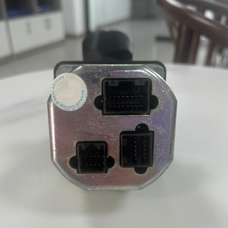 Przemysłowy kontroler joysticka serii JC6000