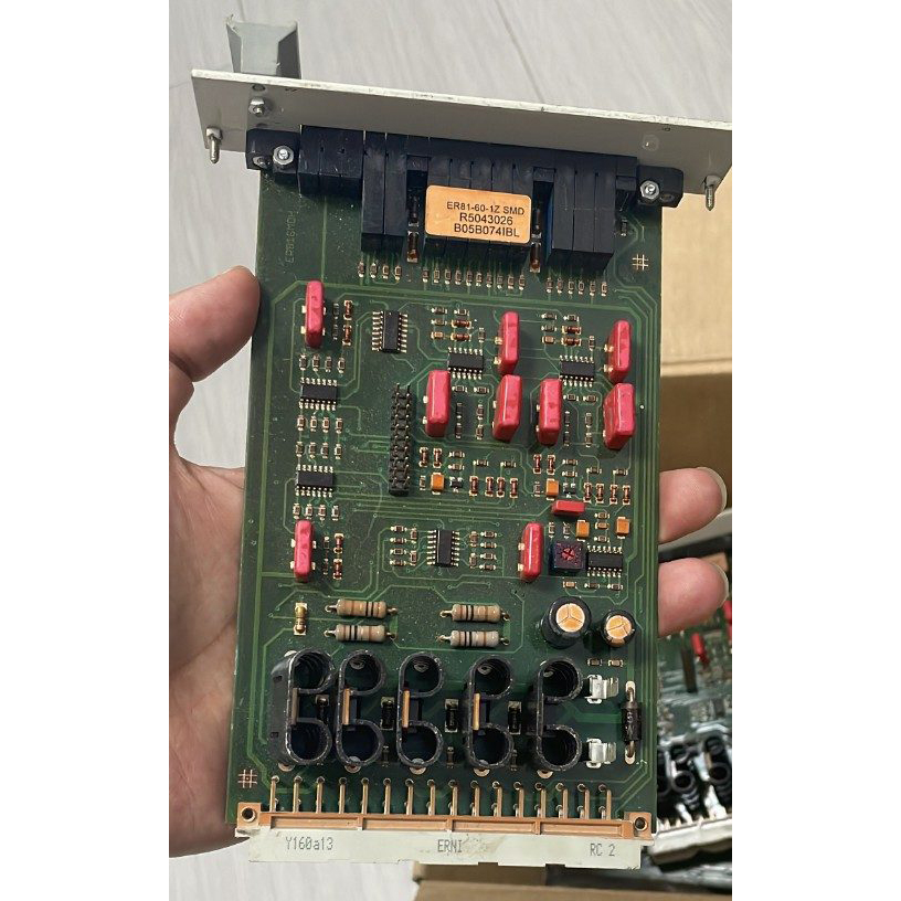 XCMG Qub Qauv Crane Thawj Qws Cab Tswj Mainboard (ER81-60-12)