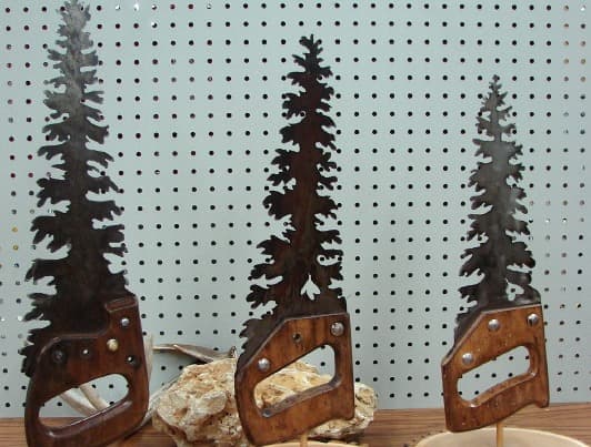 From Old Hand Saw to Stunning Art: The Best Idea to Transform an Old Hand Blade