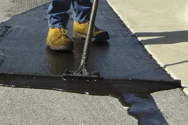 Is Coal Tar a Good Asphalt Sealer?