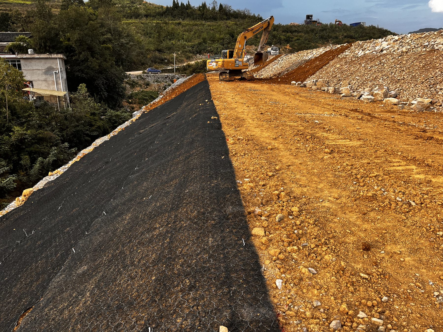 Guizhou Wengma Railway Subgrade and Ancillary Works